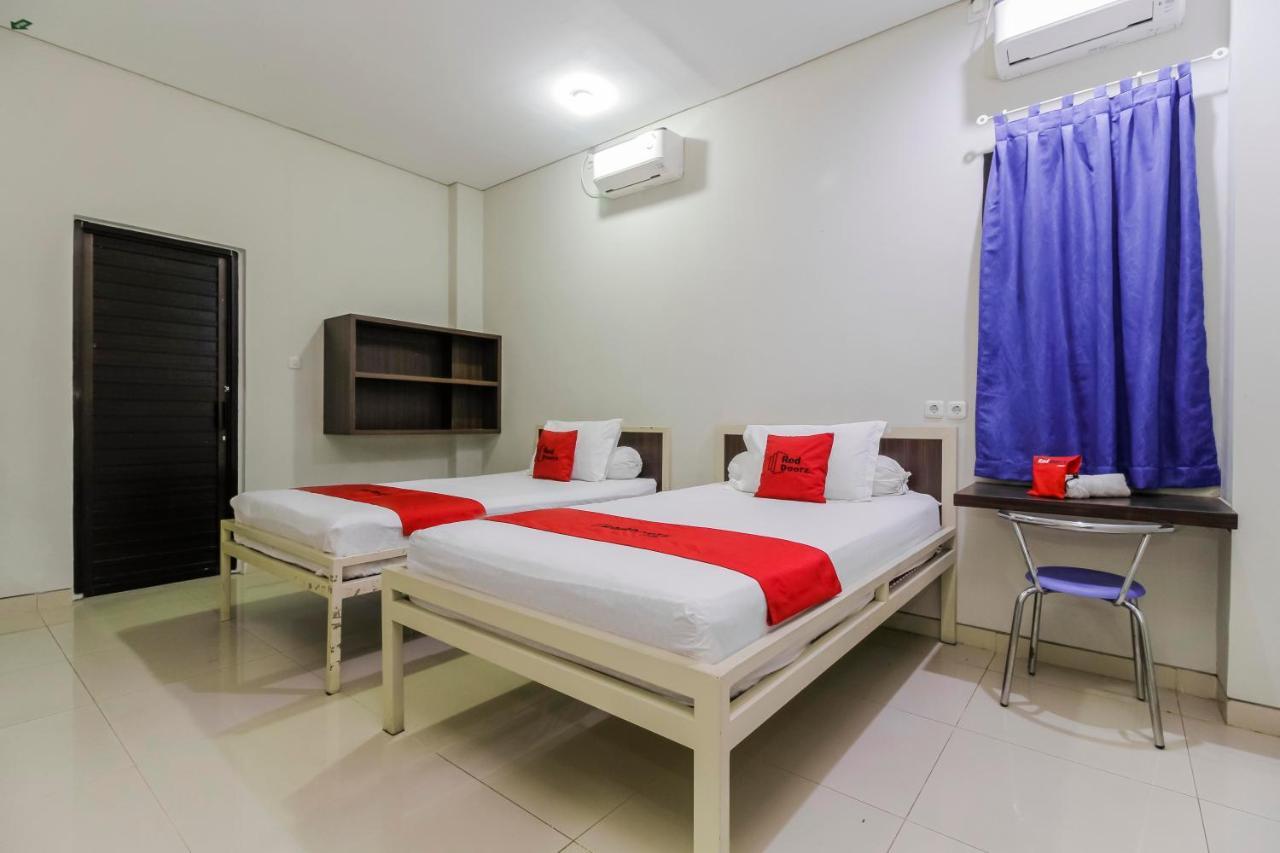 Reddoorz Near Samarinda Central Plaza Exterior photo